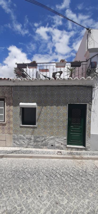 הוילה פארו Happy Terrace Downtown Tiny House 100% Portuguese מראה חיצוני תמונה