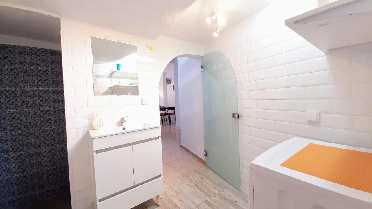 הוילה פארו Happy Terrace Downtown Tiny House 100% Portuguese מראה חיצוני תמונה
